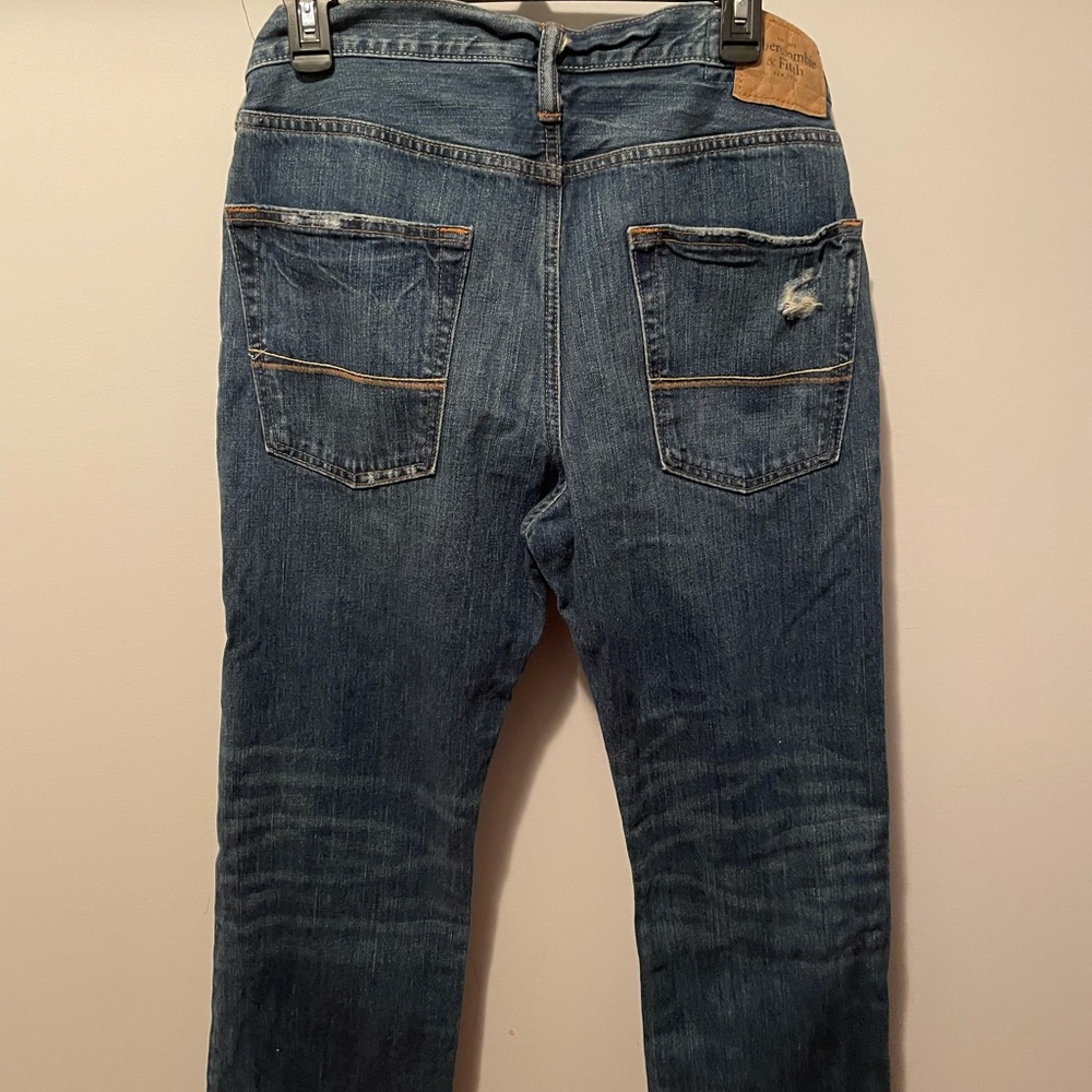 Abercrombie & Fitch jeans only worn 3 times. Size 33x32.